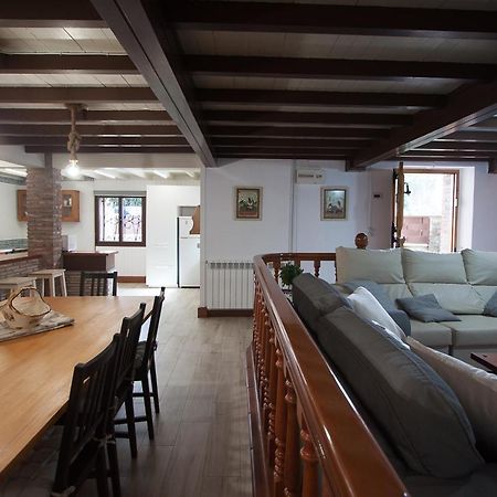 Santa Barbora, casa a 3 km de la playa Villa Llanes Bagian luar foto