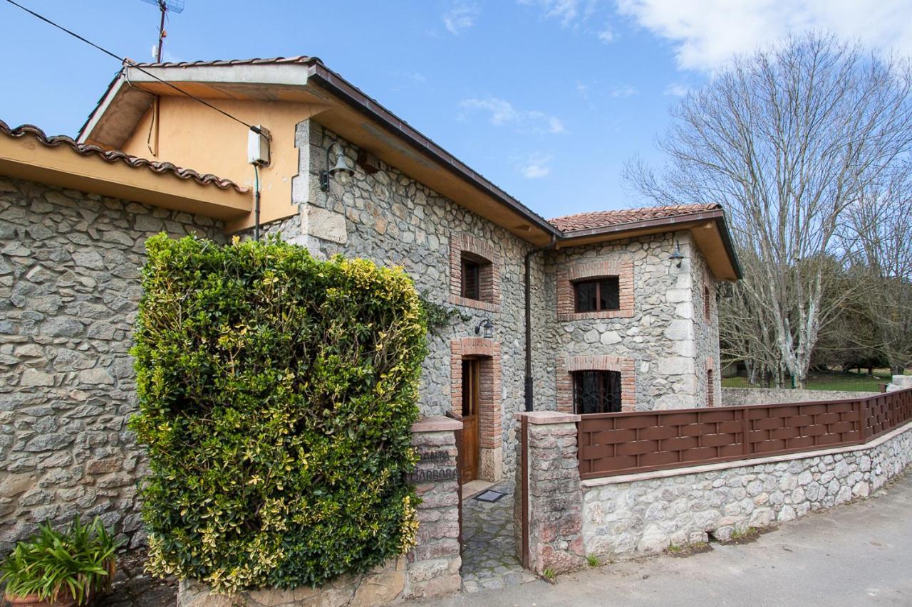 Santa Barbora, casa a 3 km de la playa Villa Llanes Bagian luar foto